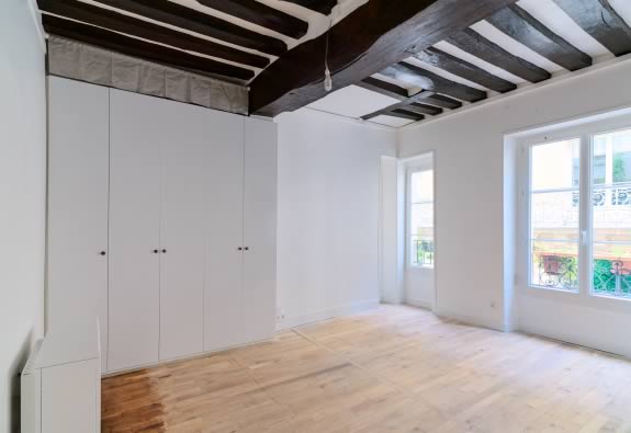 DEUX STUDIOS – PARIS 2ᵉ – RUE PAUL LELONG