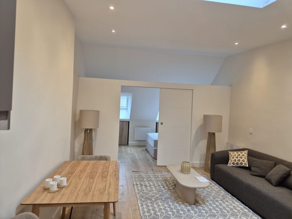 NEW!!!LOCATION MEUBLÉE – STUDIO AVEC COIN NUIT – PARIS 5ᵉ (SAINT-MICHEL / Quartier LATIN)